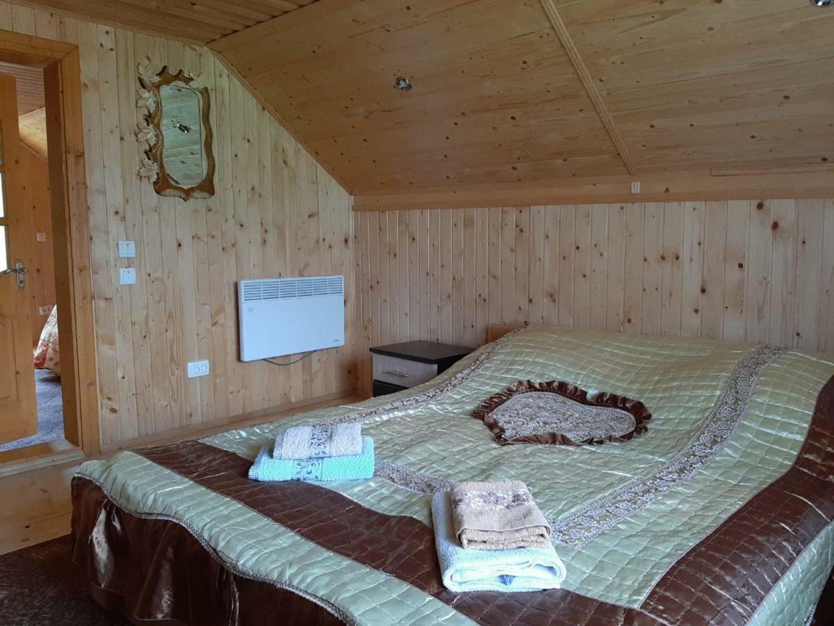Котедж "Барвінок" Верховина Екстериор снимка